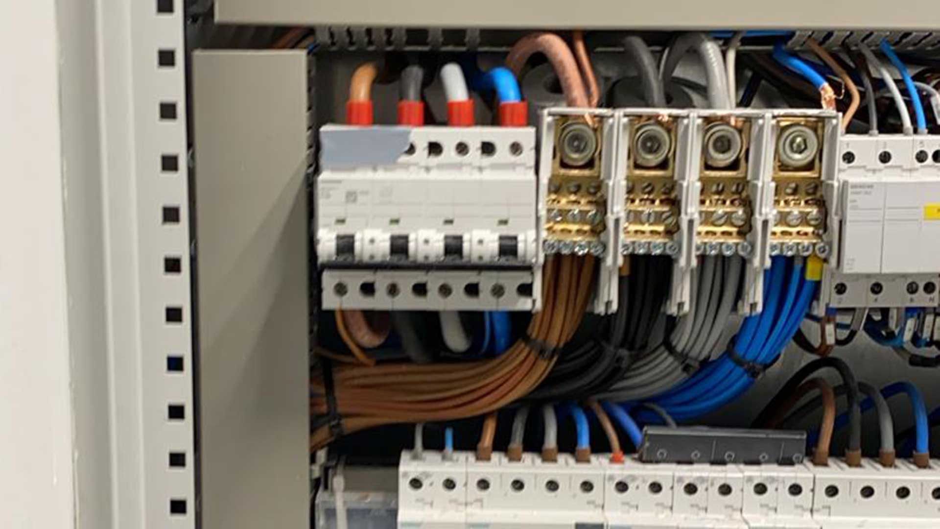 MNEMO-INTELLIGENT-SOC-5